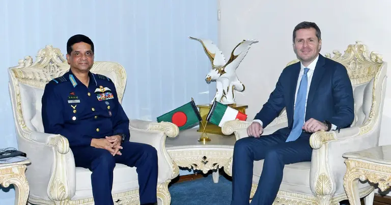 বিমান বাহিনী প্রধান ও ইতালির ডেপুটি মিনিস্টার অব ডিফেন্স